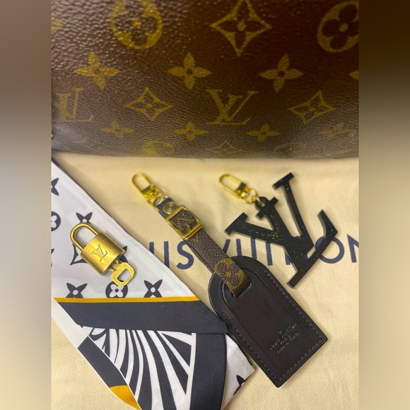 Loud Vuitton Speedy 25 and Wallet - Picture 13 of 16